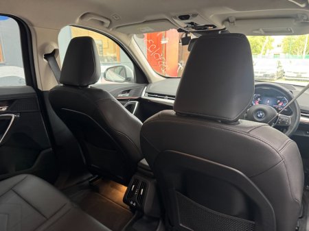 2023 BMW iX1 - photo 17