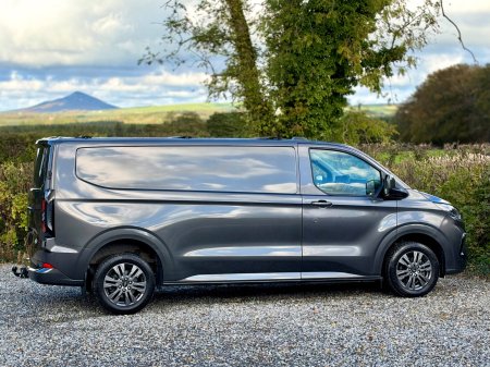 2025 Ford Transit Custom - photo 16