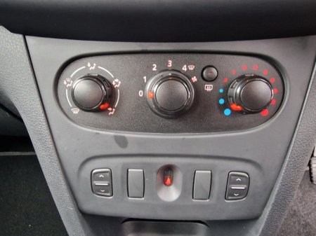 2016 Dacia Sandero - photo 19