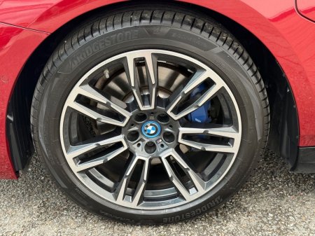 2024 BMW 5-Series - photo 13