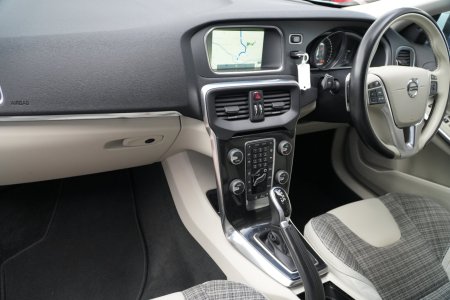 2016 Volvo V40 - photo 19