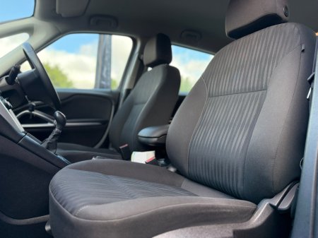 2018 Opel Zafira - photo 18