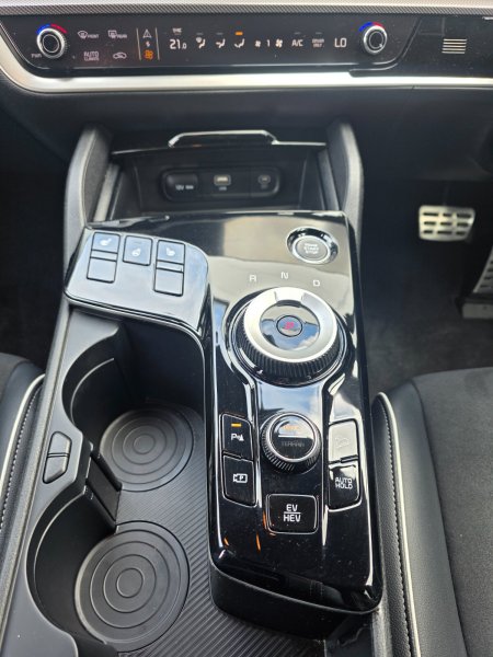 2025 Kia Sportage - photo 25