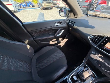 2020 Peugeot 308 - photo 29