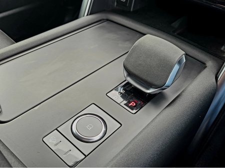 2022 Land Rover Discovery - photo 12