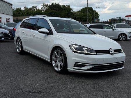 2020 Volkswagen Golf - photo 2