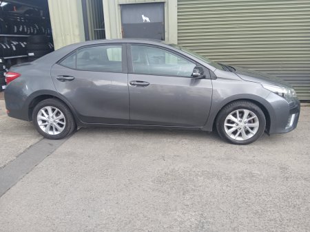 2015 Toyota Corolla - photo 3