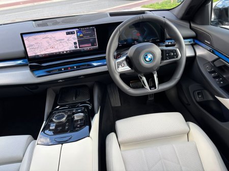 2026 BMW i5 - photo 17