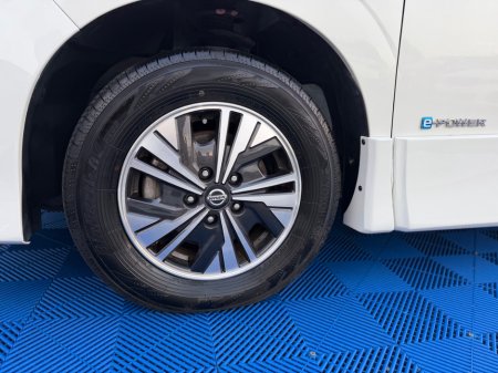 2021 Nissan Serena - photo 9