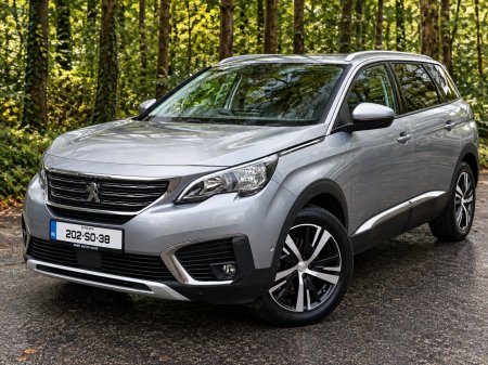 2020 Peugeot 5008 - photo 2