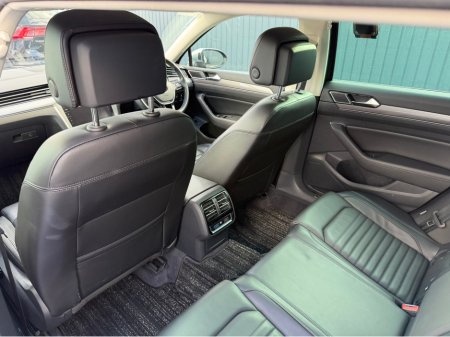 2019 Volkswagen Passat - photo 36