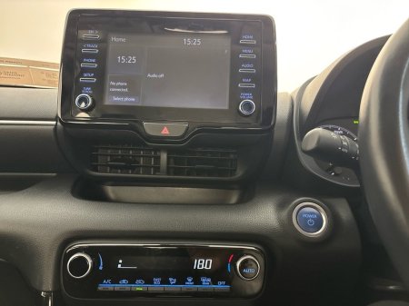 2023 Toyota Yaris - photo 15