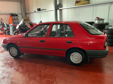 1992 Nissan Sunny - photo 6