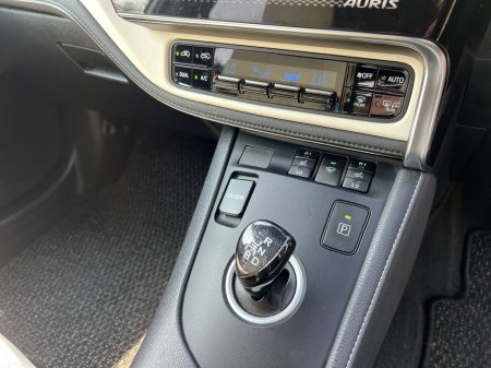 2017 Toyota Auris - photo 11