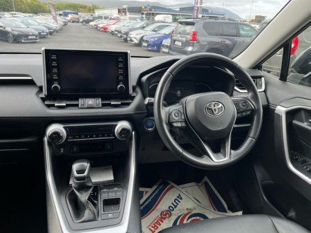 2022 Toyota RAV4 - photo 9