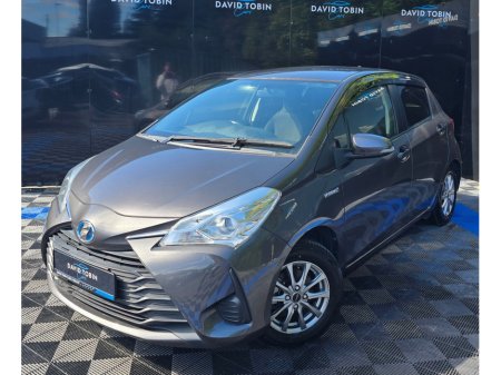 2017 Toyota Vitz - photo 19