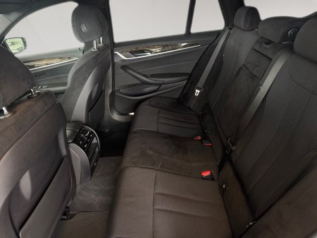 2018 BMW 5-Series - photo 16