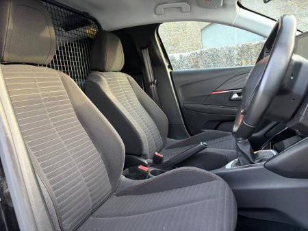 2022 Peugeot 208 - photo 11