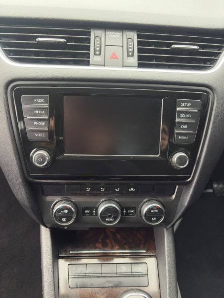2016 Skoda Octavia - photo 26