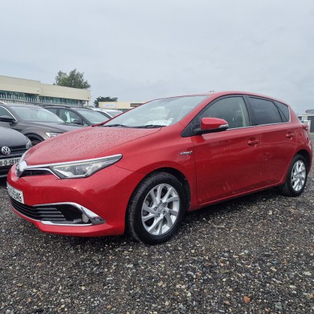 2017 Toyota Auris Hybrid Aura