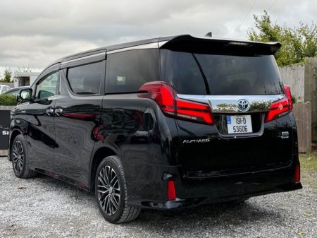 2019 Toyota Alphard - photo 7