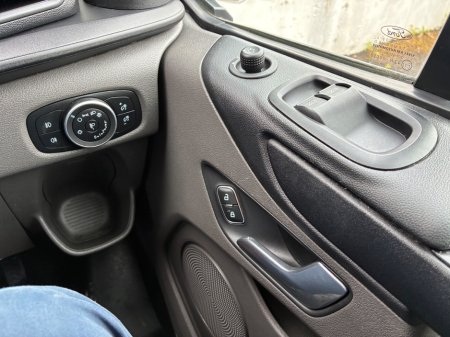 2021 Ford Transit - photo 17