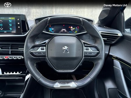 2020 Peugeot 208 - photo 12