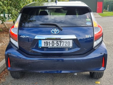 2019 Toyota Aqua - photo 12