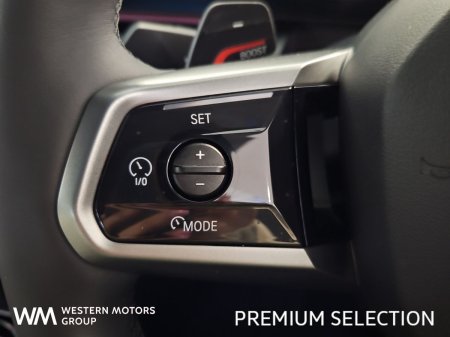 2025 BMW 5-Series - photo 21