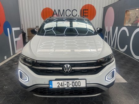 2024 Volkswagen T-Roc - photo 2