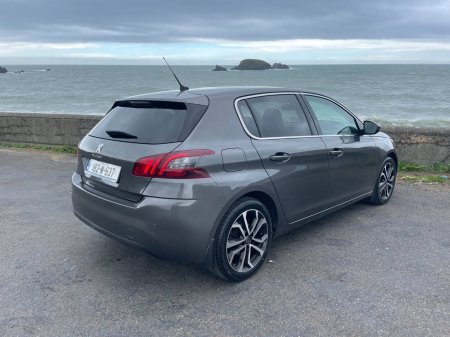 2018 Peugeot 308 - photo 4