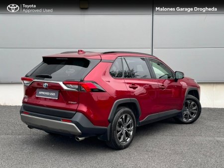2024 Toyota RAV4 - photo 2