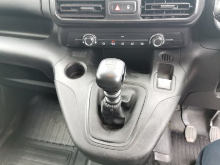 2022 Toyota Proace City - photo 3
