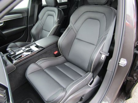 2021 Volvo S90 - photo 13