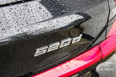 2022 BMW 5-Series - photo 10