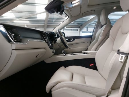 2025 Volvo XC60 - photo 5
