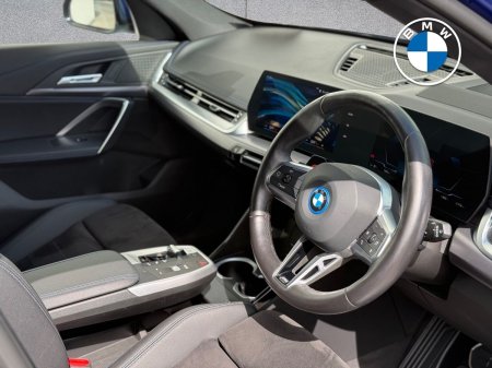 2023 BMW iX1 - photo 3