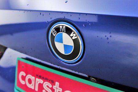 2022 BMW 3-Series - photo 27