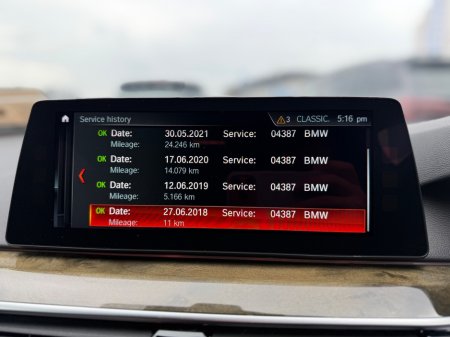 2018 BMW 5-Series - photo 23