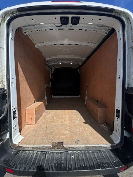 2022 Ford Transit - photo 6