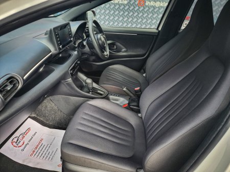 2023 Toyota Yaris - photo 24