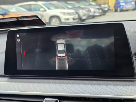 2018 BMW 5-Series - photo 7