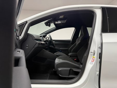 2023 Volkswagen Golf - photo 14