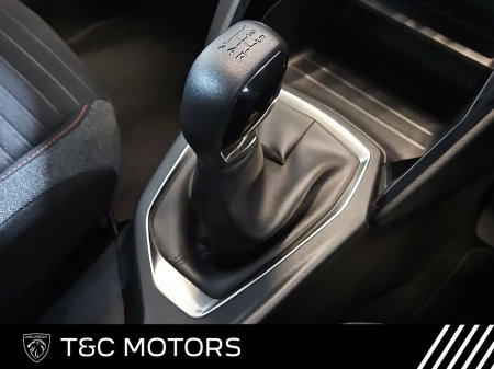 2020 Peugeot 208 - photo 9