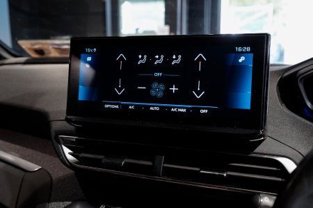 2023 Peugeot 3008 - photo 13