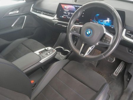 2024 BMW iX1 - photo 6