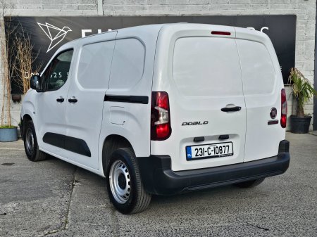 2023 Fiat Doblo - photo 4