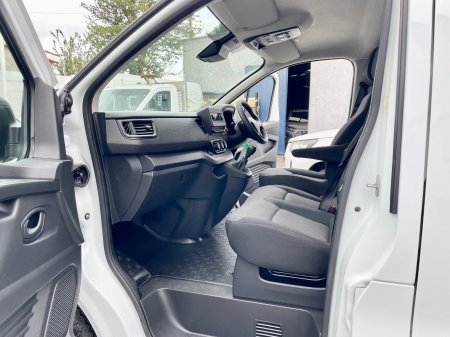 2023 Renault Trafic - photo 21
