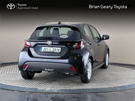2026 Toyota Yaris - photo 2