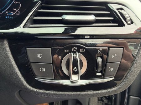 2020 BMW 5-Series - photo 27